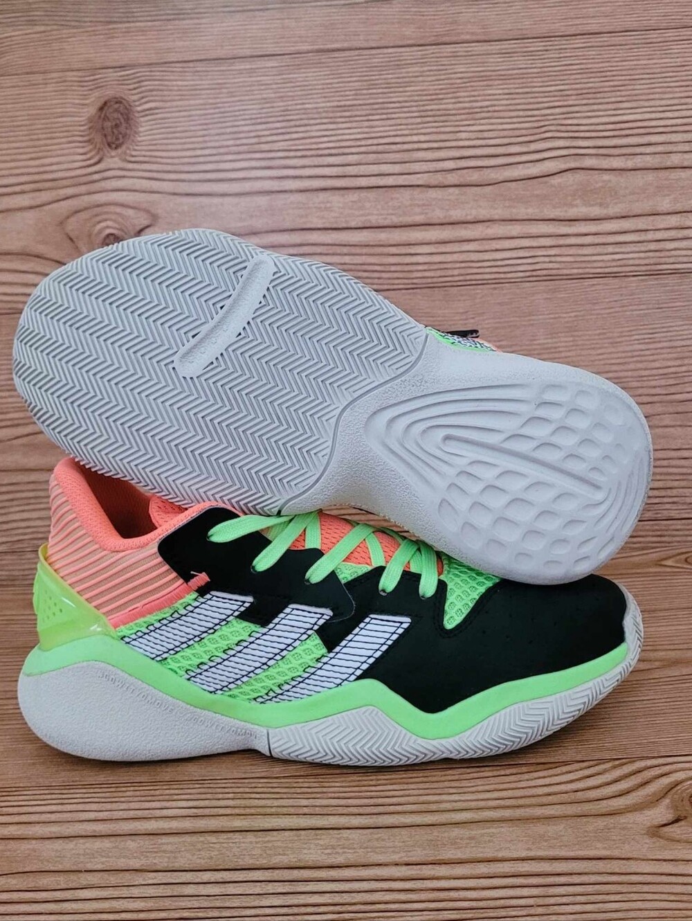 ADIDAS James Harden Stepback - Picture 8 of 9